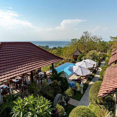 Kaylas Hill Resort Batununggul Exterior photo